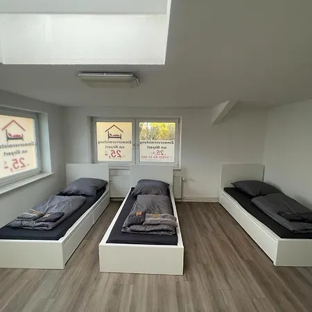 Homestay Zimmervermietung Am Airport *